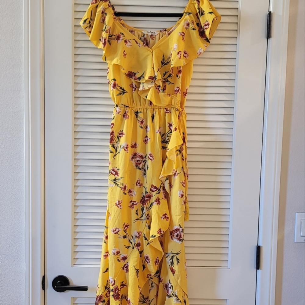 Gorgeous Long Yellow Floral Asymmetrical Wrap Style Dress With Leg Slit